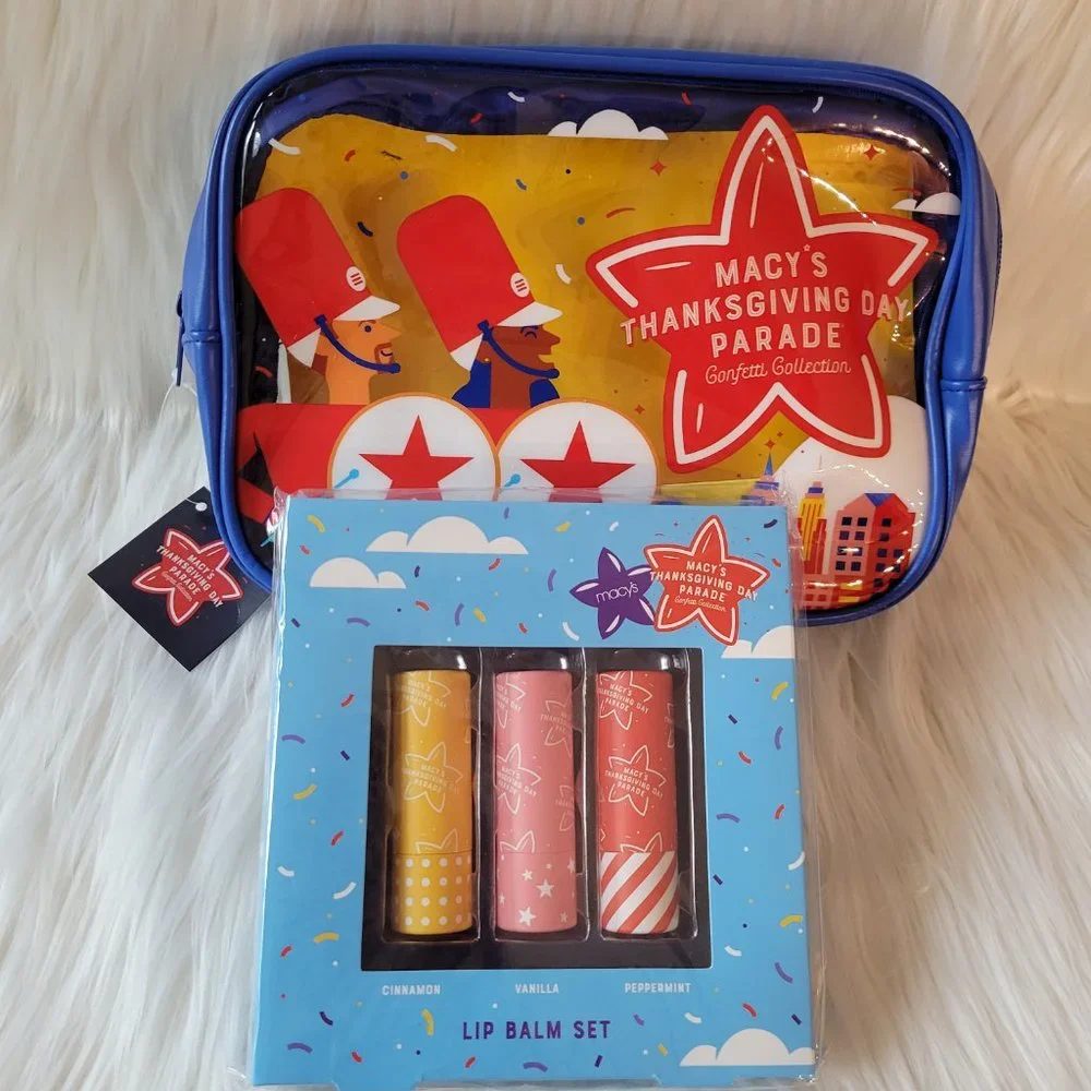 Macy’s Thanksgiving Day Parade Set